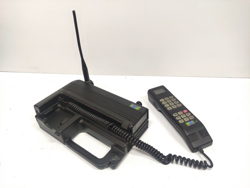 telefono movil motorola 17x24.3x6.5 1u